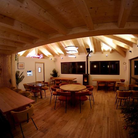 1861 Chatel Hostel Εξωτερικό φωτογραφία